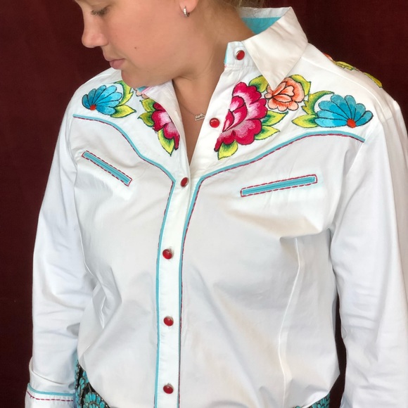Vintage Collection embroidered shirt - Picture 2 of 10